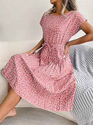Dusty pink, seated