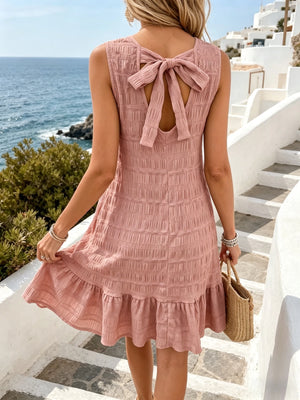 Dusty pink, back view